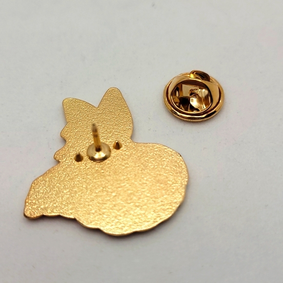 Pin: Fox, woodland animal enamel tac pin - Picture 5 of 5